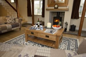 _gorgeous low burn cottage 10.jpg